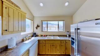 Krystal Kiva #K4 - Moab - 5