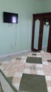 LEO VILLA - 6
