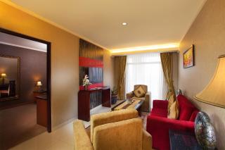 Lion Hotel & Plaza Manado - Manado - 5