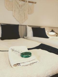 Grásteinn Guesthouse - Þórshöfn - 5