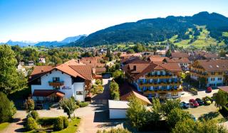 Akzent Hotel Alpenrose - Nesselwang - 0