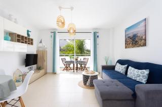 Home2Book Stunning Apartment Bajamar - Bajamar - 5