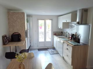 Agréable logis au calme avec jardin entre PARIS et EURODISNEY - Rosny-sous-Bois - 2