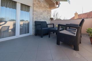 Modern apartment Mia - by TA Leut Agency - Privlaka - 0