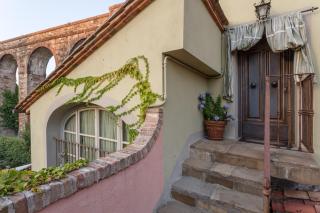 La Dimora dei Conti, Indulge in a Country Farmhouse Apartment with Jacuzzi Facing the Town! - Capannori - 3