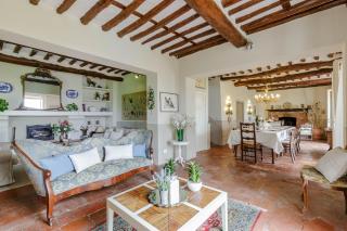 Melograno Farmhouse, ROMANTIC FARMHOUSE VILLA WITH PRIVATE INFINITY POOL AND GREAT VIEWS IN LUCCA - 2