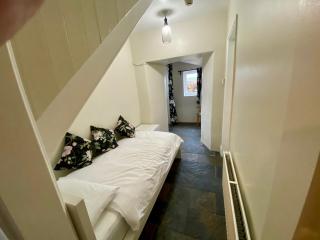 Exmouth Country Lodge and Cottage - 4