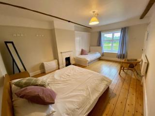 Exmouth Country Lodge and Cottage - 6
