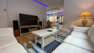 Charming Sea Side Sun Apartment - 7