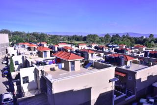 Essy's Furnished Homes Nakuru with pool & GYM - Nakuru - 6