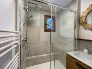 Le Bouquetin 73 Appartement cosy type chalet avec piscine au pied des pistes et superbe vue panoramique - 2