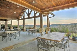 Indigo Cottage with Deck on Lake Arrowhead! - Waleska - 8