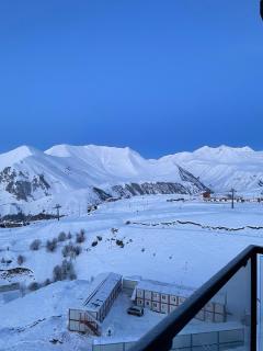 Valley and mountain view, Twins, with Hot Water - Gudauri - 9