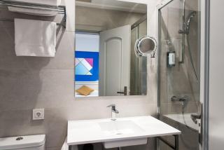 Hotel Hito - Vitoria-Gasteiz - 7