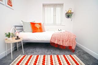 Dock House - 5 Bedroom House - Sleeps 7 - Newport - 7