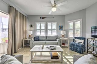 Coastal Condo with Pool - Walk to Destin Beach! - Destin - 5
