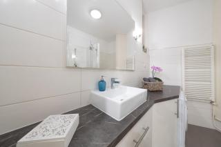 Elisabeth Apartment on Váci Street - Budapest - 3