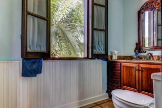 Mahogany Hall Gold Standard Certified - San Ignacio - 8