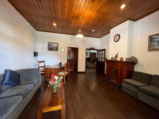 Tea Bush Hotel - Nuwara Eliya - 1