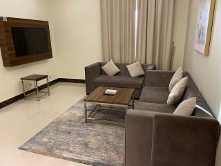 جناح فاخر بالخبر- حي الحمراء - Al Khobar - 1