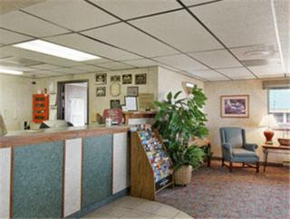 Sunset Inn & Suites - Lincoln - 2