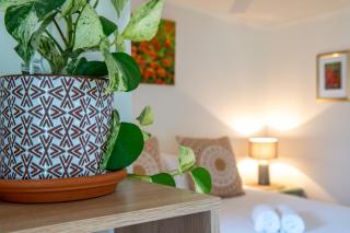 Bower On Becket - Couples Retreat - Rye - 4