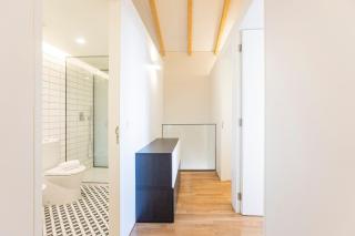 Modern 2BR Duplex Downtown by Art District by LovelyStay - Porto - 4