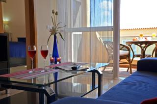 Ferienwohnung PLAYA - Pool - 50 m Strand - Meerblick - WiFi - 3