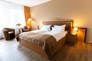 Hotel Zum Leineweber - Burg - 8
