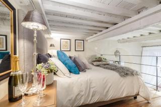 Paolo Guinigi, Elegant Apartment Suite, Masterful Interior inside the Walls of Lucca - 6