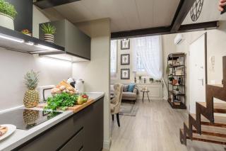 Paolo Guinigi, Elegant Apartment Suite, Masterful Interior inside the Walls of Lucca - 4