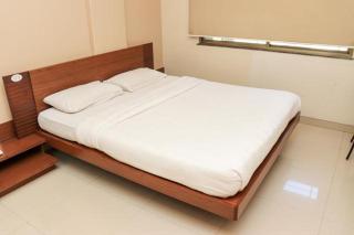 Sai Palace Budget Hotel - Shirdi - 5