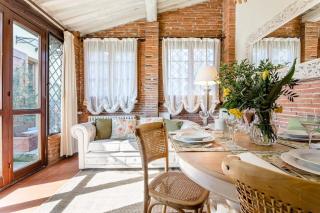 Rosyabate Cottage, with Private Garden and views between Lucca and Pistoia - Santa Lucia - 1