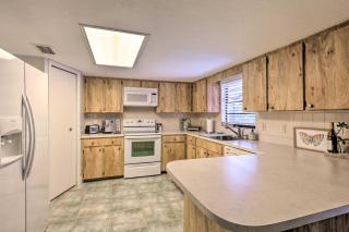 Outdoor Retreat in Edgewater with Private Pool - Edgewater - 3