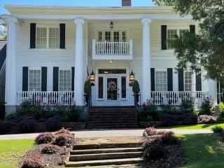 Bama Bed and Breakfast - Magnolia Family Suite - Tuscaloosa - 0