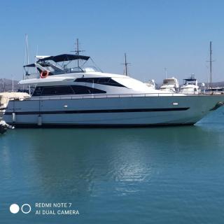 NAVARINO yacht Μέγαρα Λιμανι Νέας Περάμου - Nea Peramos - 0