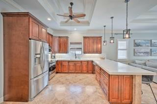 Coastal Naples Getaway about 2 Mi to Beaches! - Naples - 1