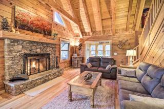 Peaceful Rocky Creek Cabin with Hot Tub and Views! - Banner Elk - 6
