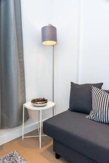 Absolute Stays at The Ziggurat - St Albans-High Street- Near Luton Airport - St Albans Abbey Train station -Close to London- Harry Potter World - The Odyssey Cinema-Contractors -London Road-Business-Leisure - Saint Albans - 2