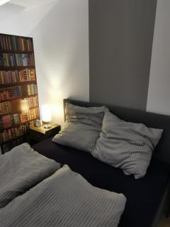 Frisch sanierte Ferienwohnung 2 min vom Südstrand - Balkon - PAY TV - Wilhelmshaven - 8