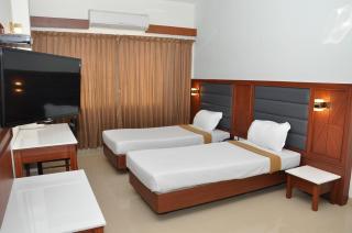 Hotel Royal Chambers - Coimbatore - 1