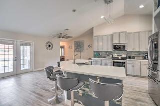 Heated Pool Sun-Soaked Cape Coral Escape! - Cape Coral - 1