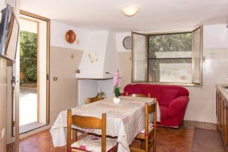 Appartamenti in Villa con ampio giardino esterno - Posada - 4
