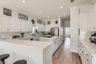 Gorgeous 10 Acre Estate POOL HOT TUB GAME ROOM - Spicewood - 3