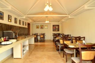 Hotel Le Roi Near New Delhi Railway Station - New Delhi - 1