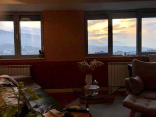 Kristina's Cozy Designer Apartment - Skopje - 5