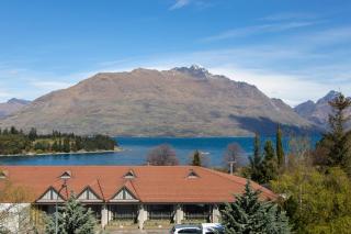 Ramada by Wyndham Queenstown Central - Queenstown - 4