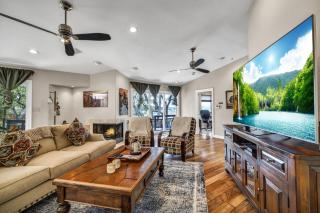 Lakefront on Lake Travis residence - Austin - 9
