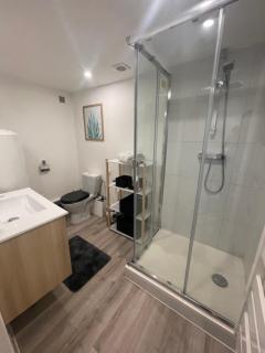 Le Boinot - Patio privé, wifi haut débit, Netflix, stationnement gratuit - Niort - 3