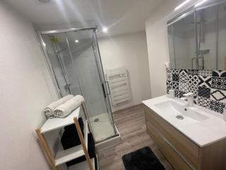 Le Boinot - Patio privé, wifi haut débit, Netflix, stationnement gratuit - Niort - 2